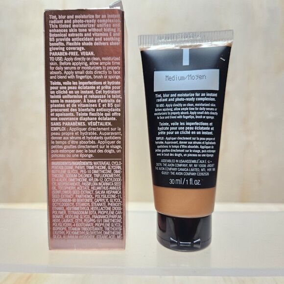 NIB Avon fmg Magix Tint Radiant Tinted Moisturizer 1 fl. oz. - Picture 6 of 9